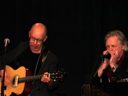 Hans Westerveld en Stef Geurtzen van Bonne Route tijdens Plat Gespölt in 't Brewinc (Doetinchem 2015, foto: Harold Pelgrom)