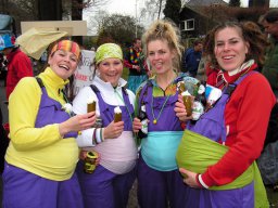 Carnaval in Reuzelderp (Hummelo 2006, foto: Harold Pelgrom)