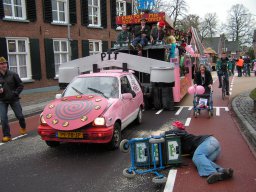 Carnaval in Reuzelderp (Hummelo 2006, foto: Harold Pelgrom)