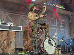 Eenmansband Com Cole tijdens Zwarte Cross (Lichtenvoorde 2024, foto: Harold Pelgrom)