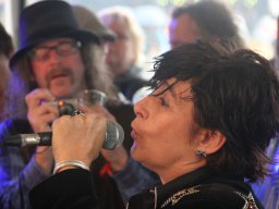 Frédérique Spigt tijdens Mañana Mañana (Hummelo 2014, foto: Harold Pelgrom)