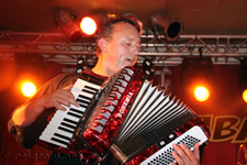 Kabaal (Hummelse Kermis, De Gouden Karper, Hummelo 2011, Foto: Harold Pelgrom)