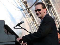 Martijn Schok Boogie en Blues Band tijdens Jazztime at the Keppel Castle (Laag-Keppel 2011, foto: Harold Pelgrom)