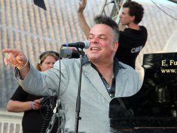 Mike Sanchez tijdens Jazztime at the Keppel Castle (Laag-Keppel 2012, foto: Harold Pelgrom)