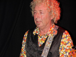 Hans Hoog Stoevenbelt van Moonyard tijdens Rock 'n Ten festival (Doetinchem 2010, foto: Harold Pelgrom)