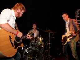 Pooh Now tijdens Rock 'n Ten Festival (Doetinchem 2013, foto: Harold Pelgrom)