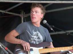 Poor John tijdens Achterhoek Spektakeltoer (Ulft 2013, foto: Harold Pelgrom)