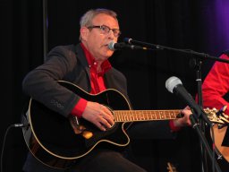 Puree tijdens Plat Gespölt in 't Brewinc (Doetinchem 2015, foto: Harold Pelgrom)